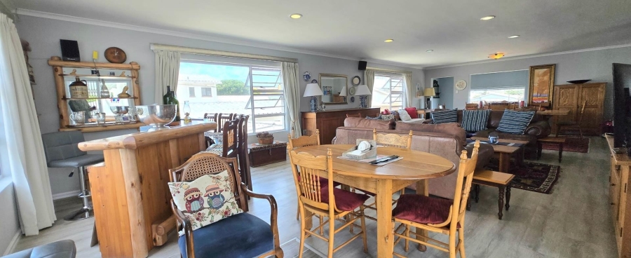 5 Bedroom Property for Sale in Franskraal Western Cape